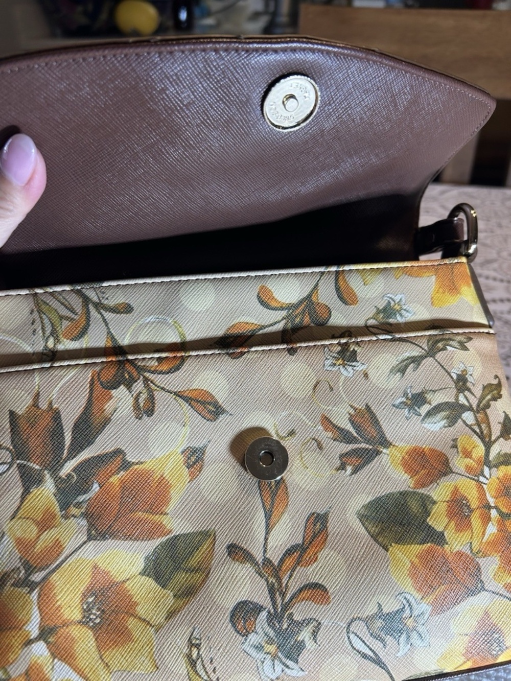 Darling Shariff Handbag - Picture 8 of 11